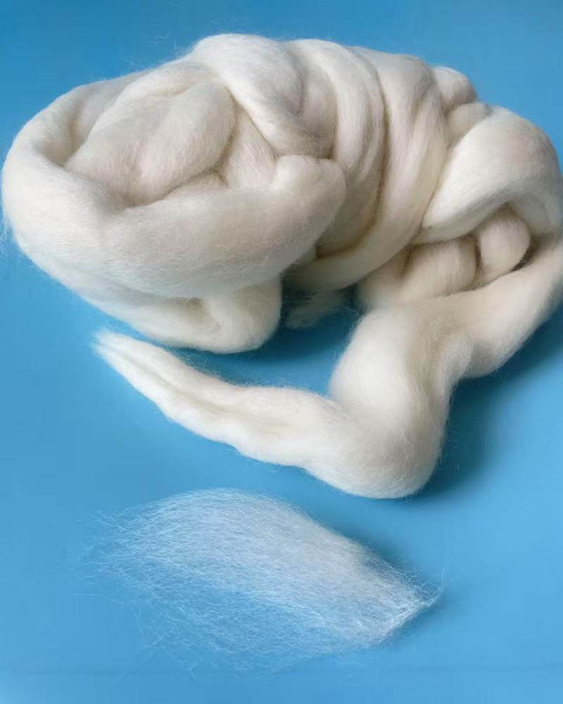 Good white Wool tops for spinning - Image 2