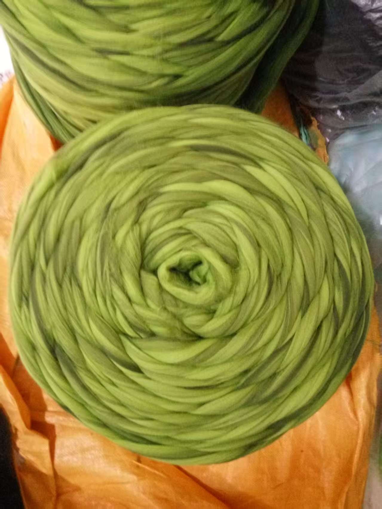 Merino Wool Roving/Tops.Knitting needle felting wool yarn Great Yarn for Craft Projects. Arts and Craft Supplies
